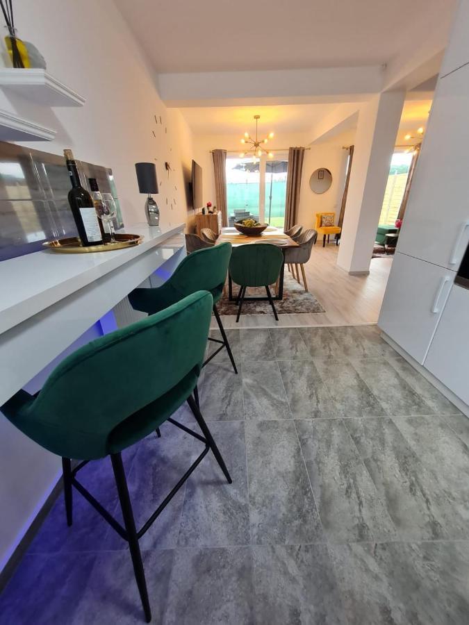 Holiday House Rasnov Экстерьер фото